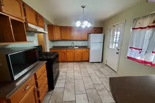 450 E Mulberry Ct, Glenwood, IL 60425 - Photo 3