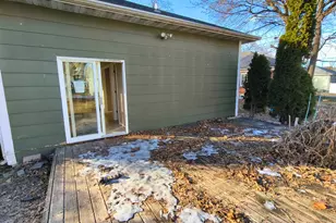 425 Sylvan Ave, Grand Ridge, IL 61325 - Photo 17