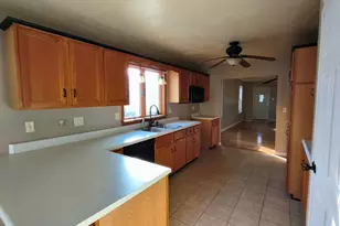 425 Sylvan Ave, Grand Ridge, IL 61325 - Photo 5