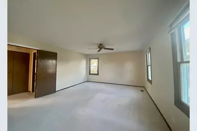 30 Wildwood Drive, Roselle, IL 60172 - Photo 11