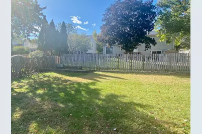 30 Wildwood Drive, Roselle, IL 60172 - Photo 19