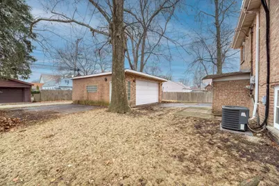 [Address not provided], Evergreen Park, IL 60805 - Photo 21