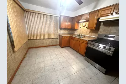 609 Linden Avenue, Bellwood, IL 60104 - Photo 3