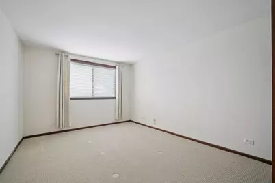 1S150 Spring Road #4K, Oakbrook Terrace, IL 60181 - Photo 17