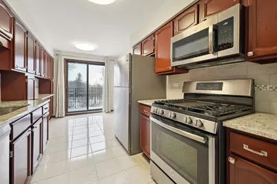 1S150 Spring Road #4K, Oakbrook Terrace, IL 60181 - Photo 7