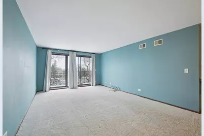 1S150 Spring Road #4K, Oakbrook Terrace, IL 60181 - Photo 15