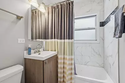 128 McCabe Drive, Streamwood, IL 60107 - Photo 13