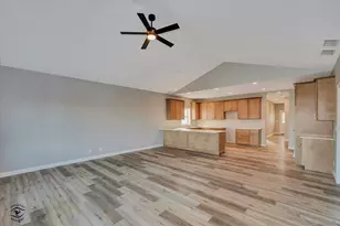 1175 S Farmstone Dr, Diamond, IL 60416 - Photo 7