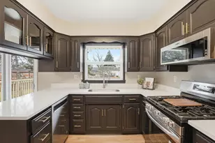 15944 School St, South Holland, IL 60473 - Photo 9