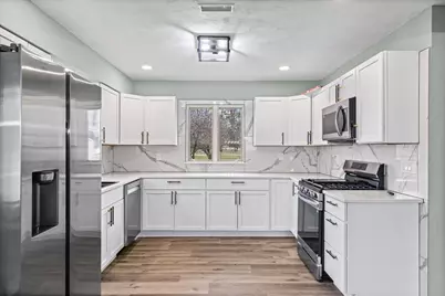 10 E Locust Street, Ashmore, IL 61912 - Photo 7