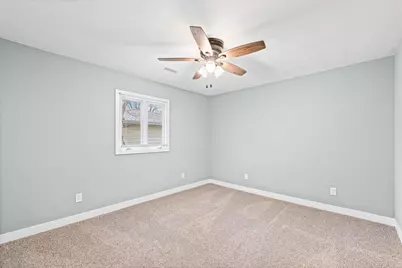 10 E Locust Street, Ashmore, IL 61912 - Photo 13