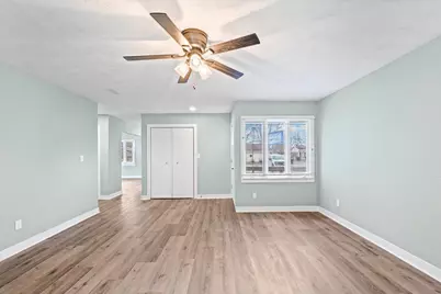 10 E Locust Street, Ashmore, IL 61912 - Photo 5