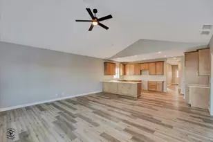 1185 S Farmstone Dr, Diamond, IL 60416 - Photo 7