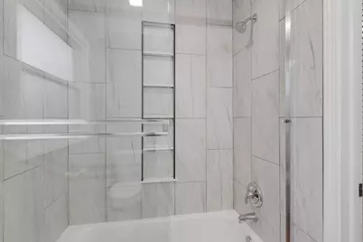 1330 E Kennedy Drive, Streamwood, IL 60107 - Photo 13