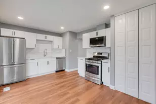 1330 E Kennedy Dr, Streamwood, IL 60107 - Photo 7