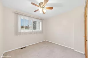 1330 S Mallard Ln, Mount Prospect, IL 60056 - Photo 17