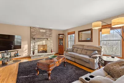 8221 Forestview Drive, Frankfort, IL 60423 - Photo 7