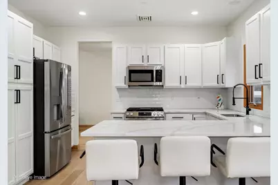 359 Gilbert Drive, Wood Dale, IL 60191 - Photo 7