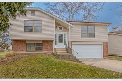 2019 Williamsburg Drive, Streamwood, IL 60107 - Photo 1