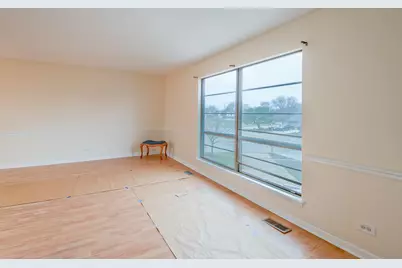 2019 Williamsburg Drive, Streamwood, IL 60107 - Photo 7