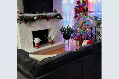 2239 Walnut Street, Waukegan, IL 60087 - Photo 3