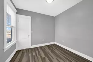 1915 Vermont St, Blue Island, IL 60406 - Photo 11