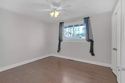 190 E Bradley Street, Des Plaines, IL 60016 - Photo 23