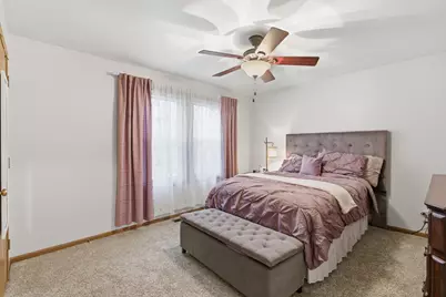 14747 Lakeview Drive, Orland Park, IL 60462 - Photo 11