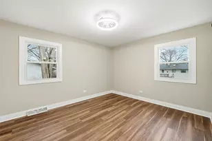 703 N Whitcomb Dr, Palatine, IL 60074 - Photo 21