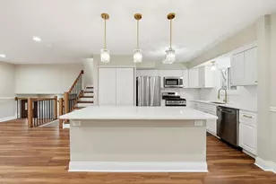 703 N Whitcomb Dr, Palatine, IL 60074 - Photo 13