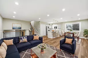 703 N Whitcomb Dr, Palatine, IL 60074 - Photo 11