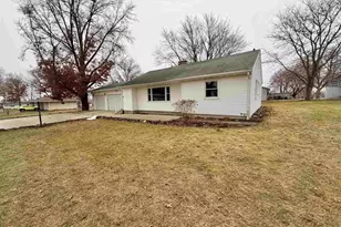 305 W Pershing St, Stillman Valley, IL 61084 - Photo 35