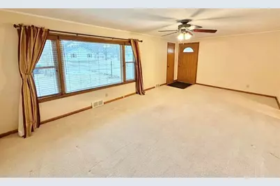 305 W Pershing Street, Stillman Valley, IL 61084 - Photo 3