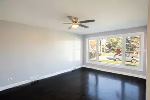 12618 S Justine St, Calumet Park, IL 60827 - Photo 3