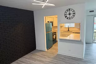 18053 Live Oak Ct, Tinley Park, IL 60477 - Photo 7