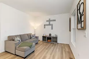 15124 Emerson St, Plainfield, IL 60544 - Photo 3