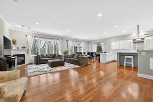 127 Rose Dr, Bloomingdale, IL 60108 - Photo 5