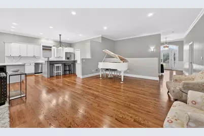 127 Rose Drive, Bloomingdale, IL 60108 - Photo 9