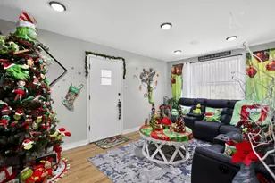 3446 W 74th St, Chicago, IL 60629 - Photo 5