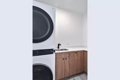 1837 N Lawndale Avenue, Chicago, IL 60647 - Photo 21