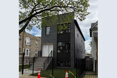 653 N Spaulding Avenue, Chicago, IL 60624 - Photo 1
