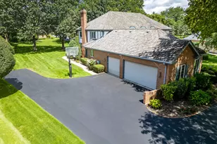5 Regent Ct, Burr Ridge, IL 60527 - Photo 37