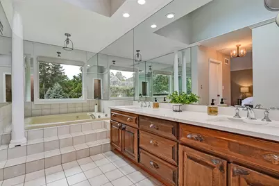 5 Regent Court, Burr Ridge, IL 60527 - Photo 19