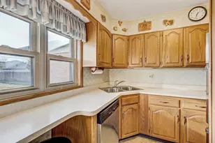 11111 Shelley St, Westchester, IL 60154 - Photo 15