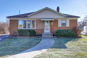 11111 Shelley St, Westchester, IL 60154 - Photo 3