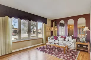 11111 Shelley St, Westchester, IL 60154 - Photo 9