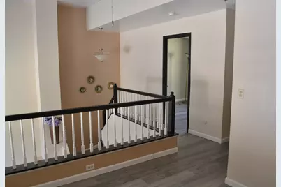 1401 Grayshire Court #1401, Elgin, IL 60120 - Photo 9