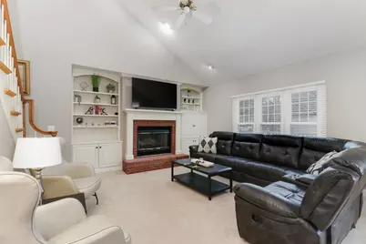 4 Scofield Court, Bloomington, IL 61704 - Photo 9