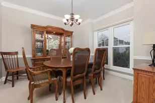 4 Scofield Ct, Bloomington, IL 61704 - Photo 7