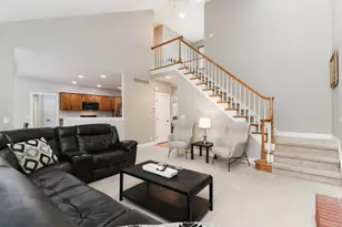 4 Scofield Ct, Bloomington, IL 61704 - Photo 11